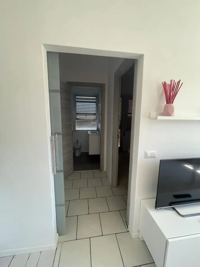 Flamingo Apartment 리도 디 폼포사
