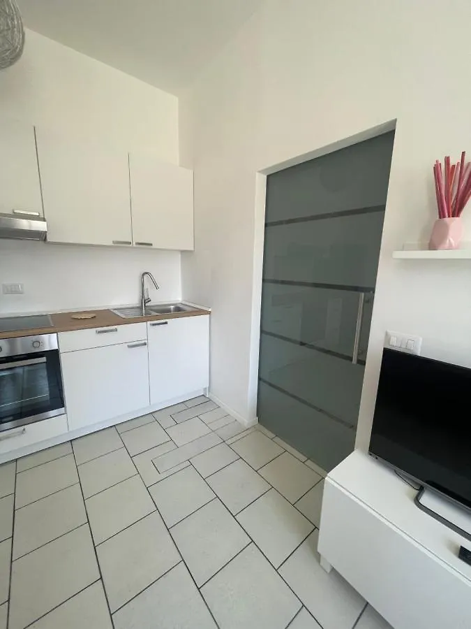Flamingo Apartment ليدو دي بومبوسا إيطاليا