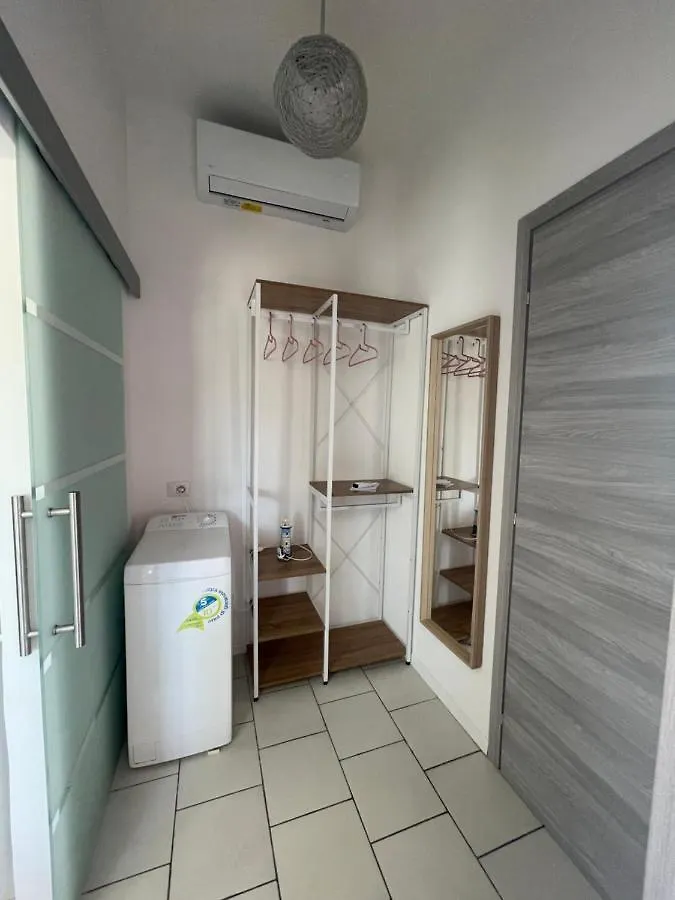 Flamingo Apartment 리도 디 폼포사