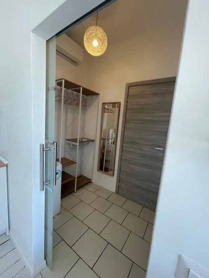 Flamingo Apartment 리도 디 폼포사